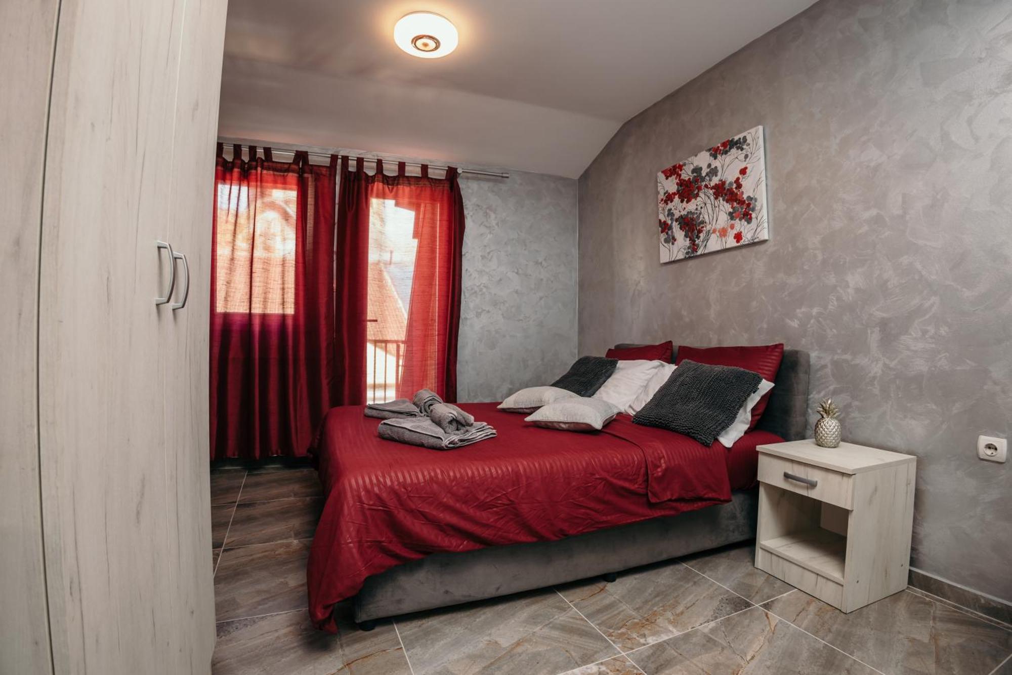 נובי סאד Bordeaux City Center מראה חיצוני תמונה